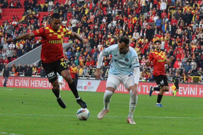 Göztepe: 3 - Adana Demirspor: 1 