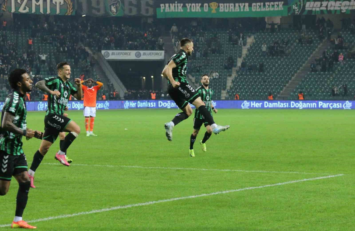 Kocaelispor: 2 - Adanaspor: 0 